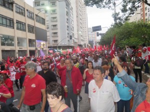 manifestação contra impeachment dezembro 11